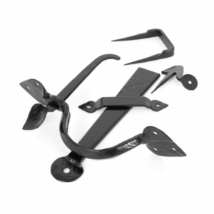 Anvil Gothic Thumb Latch Black 33970