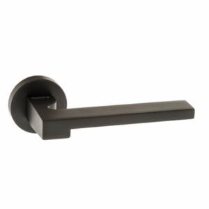 Forme Ginevra Lever On Rose Matt Black
