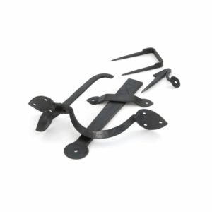 Anvil Gothic Thumb Latch Beeswax 33150