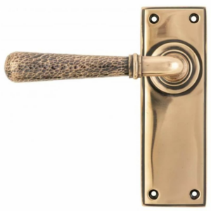 Anvil Hammered Newbury Lever Latch Furniture Polished Bronze 46226