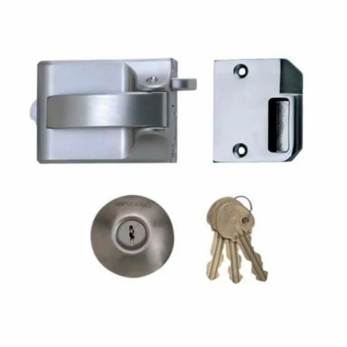 sc71b-ingersoll-deadbolt-rim-nightlatch-complete-brass1